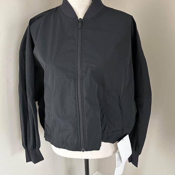 NWT Lululemon Lightweight Hem-Cinch Bomber Jacket I Size XXS - Picture 1 of 4